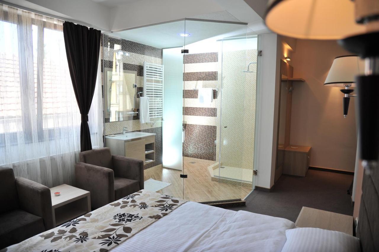 Hotel & Restaurant Ponte Bianco 브라네 외부 사진